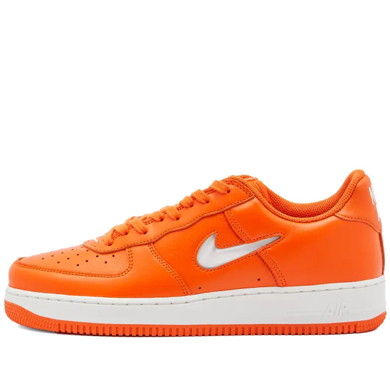 NIKE AIR FORCE 1 LOW RETRO - ORANGE / WHITE