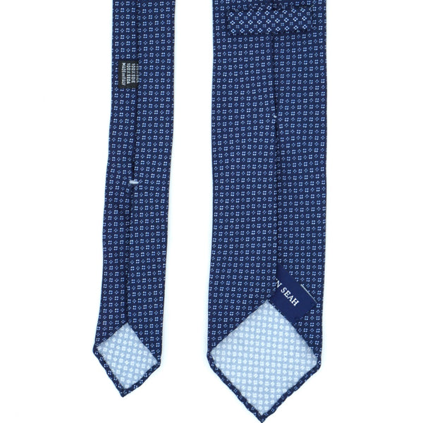 Navy Diamond Patterned Silk Tie
