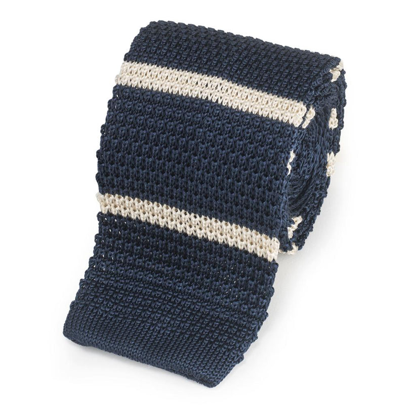 KNITTED SILK TIE IN NAVY WITH WHITE STRIPE