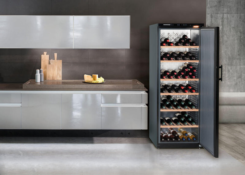 WKb 4611 Barrique Wine Cabinet