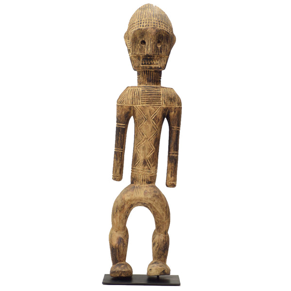 Mbaka Tribe Etched Statue